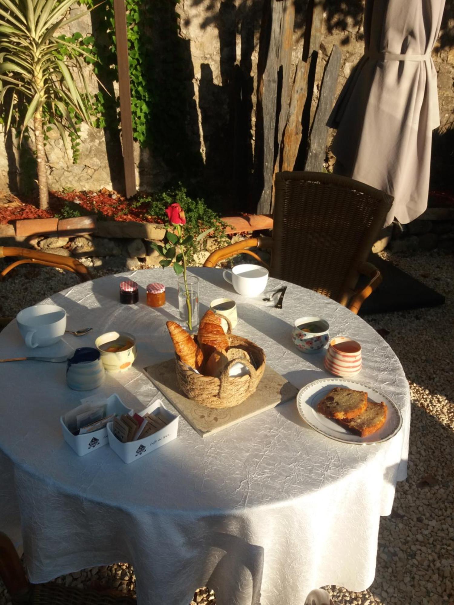 Mas Elena Bed & Breakfast Generargues Екстериор снимка